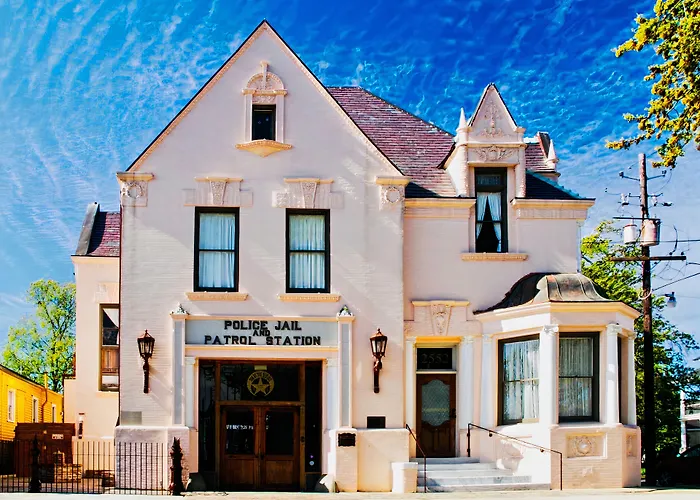 Inn At The Old Jail New Orleans